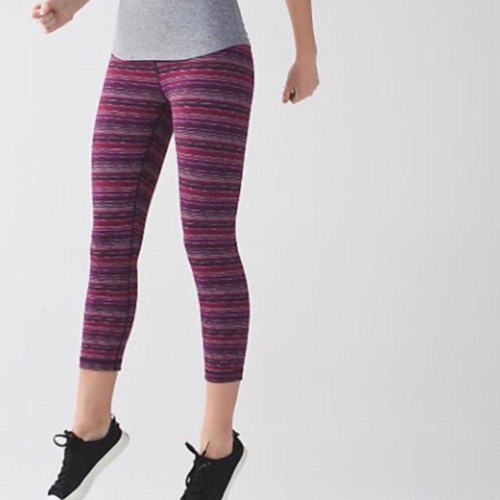 NWOT Lululemon Wunder Under Leggings